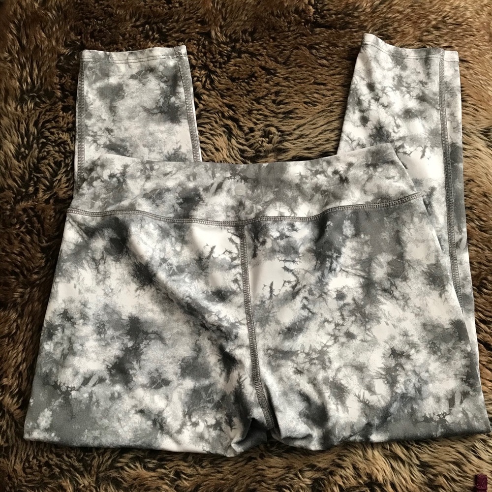 Juniors Avia marble workout capris size XL - Picture 3 of 4